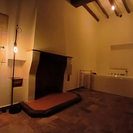 Hotel cápsula Controra - Matrimoniale Con Vasca Idromassaggio Norma
